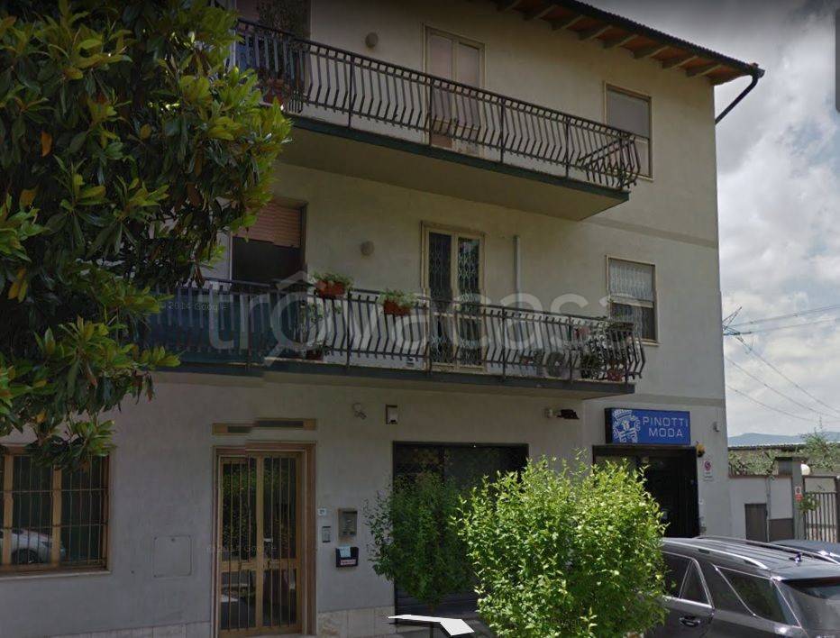 Ufficio in in affitto da privato a Campi Bisenzio via Cipressi, 25