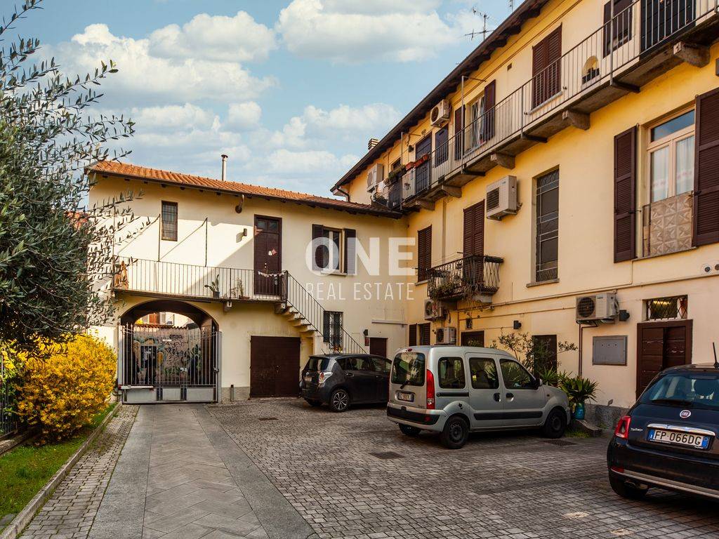 Appartamento in vendita a Monza via Enrico da Monza, 1