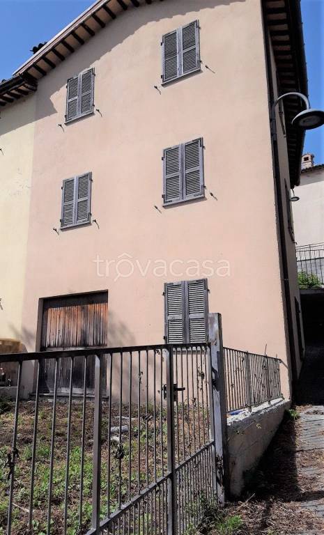 Appartamento in vendita a Serravalle di Chienti frazione Corgneto
