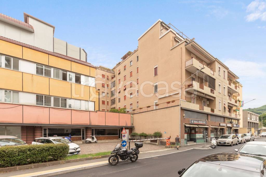 Appartamento in vendita a Como via Palestro, 7