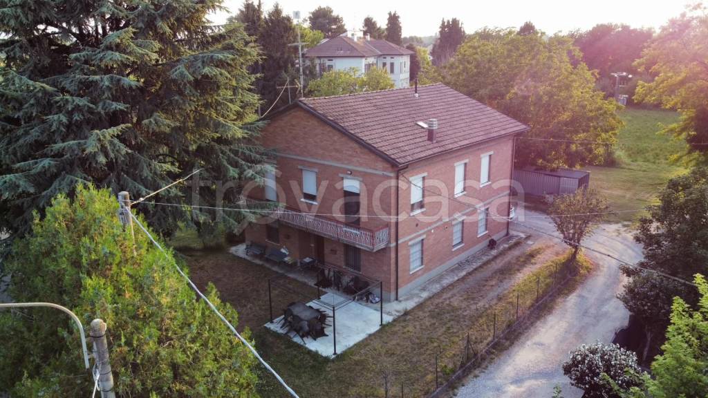 Casa Indipendente in in vendita da privato a Reggio nell'Emilia