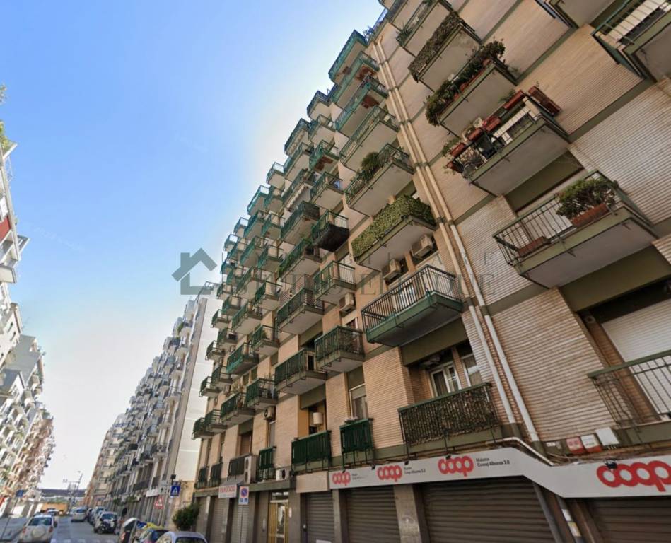 Appartamento in vendita a Bari via Brigata Bari, 106