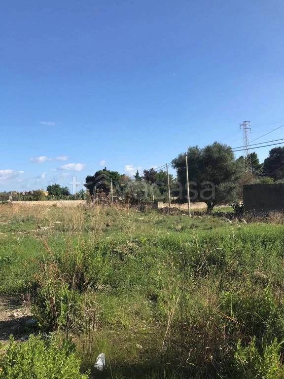 Terreno Residenziale in vendita a Siracusa traversa Sinerchia
