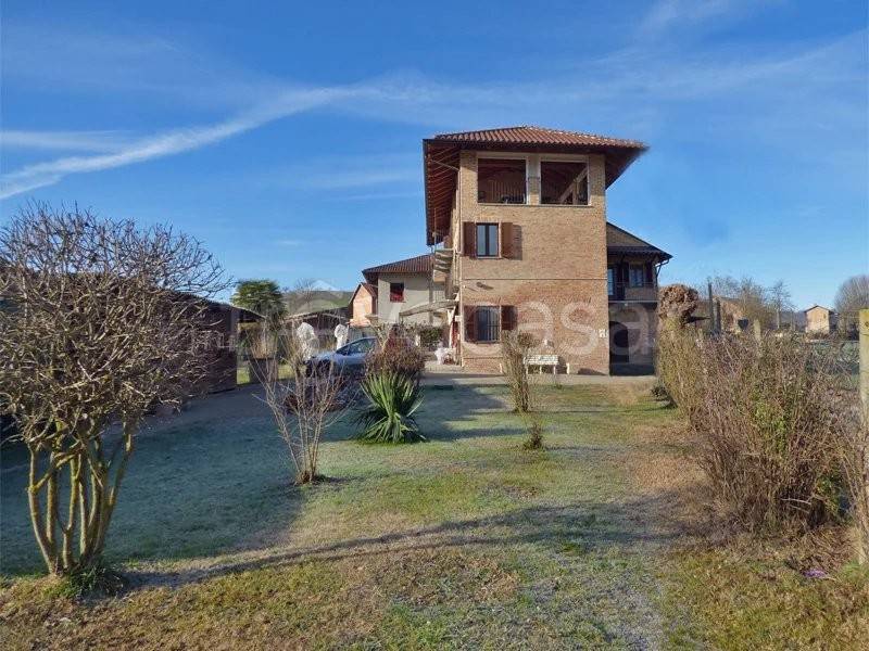 Villa in vendita a San Damiano d'Asti