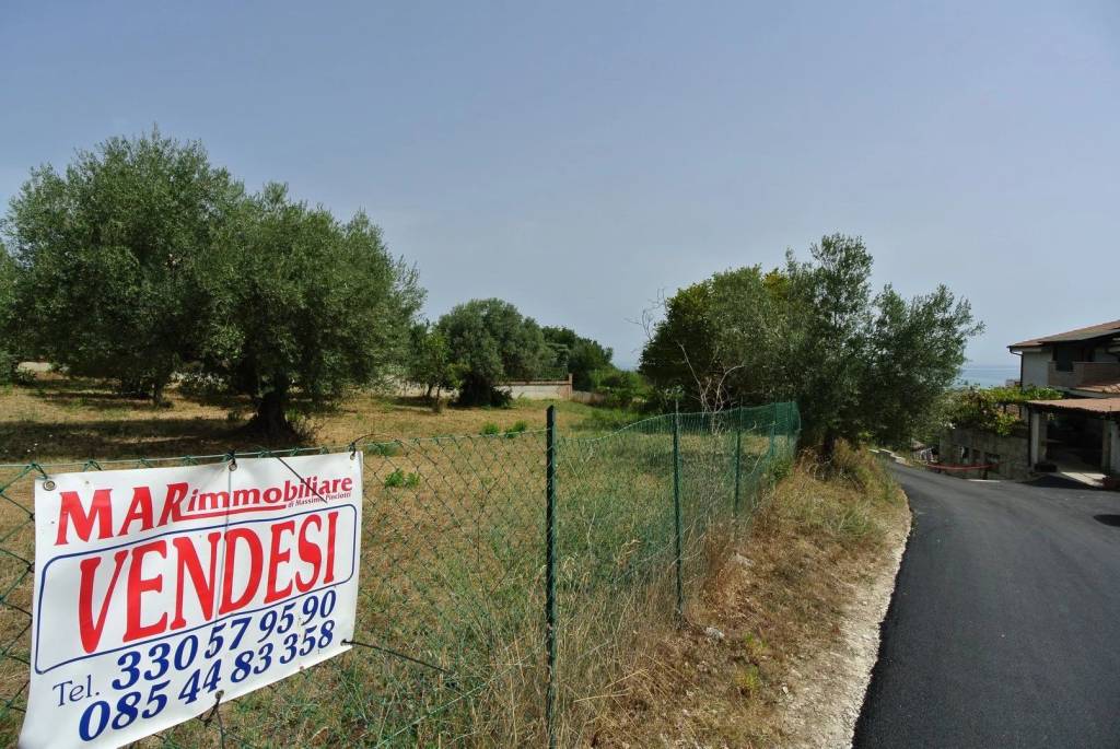 Terreno Residenziale in vendita a Montesilvano via Chiappinello