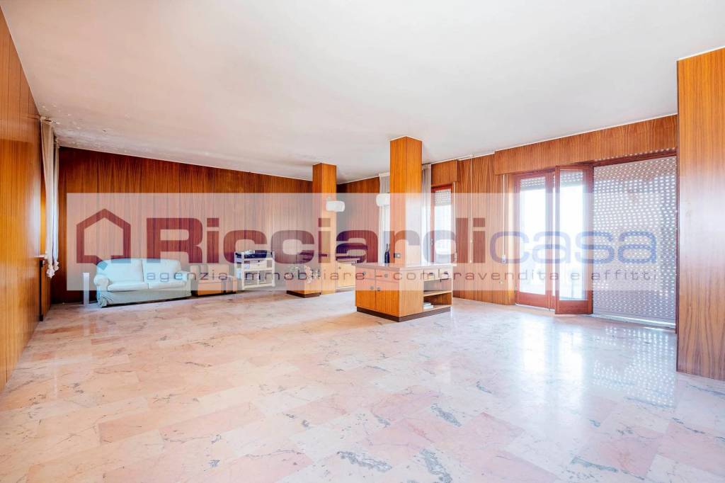 Appartamento in vendita a Sant'Elpidio a Mare via tirso 21.