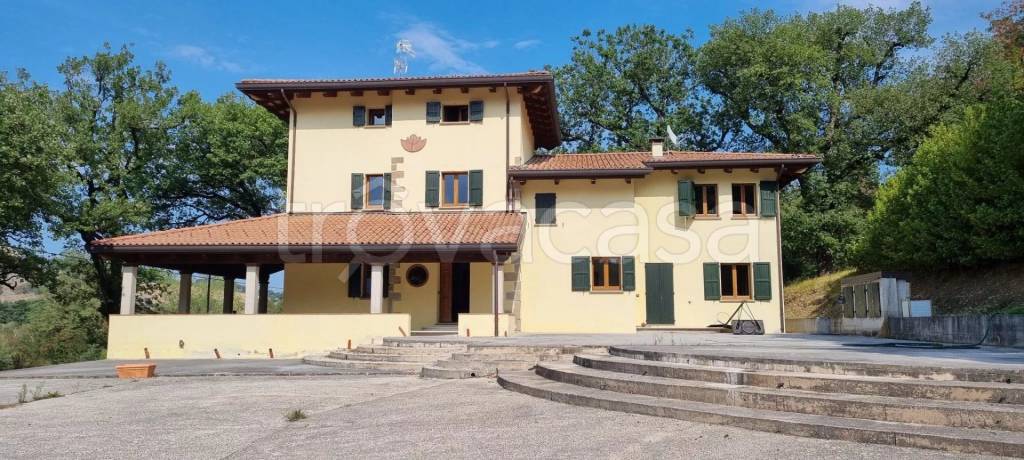 Villa in vendita a San Leo strada Gualtruccia