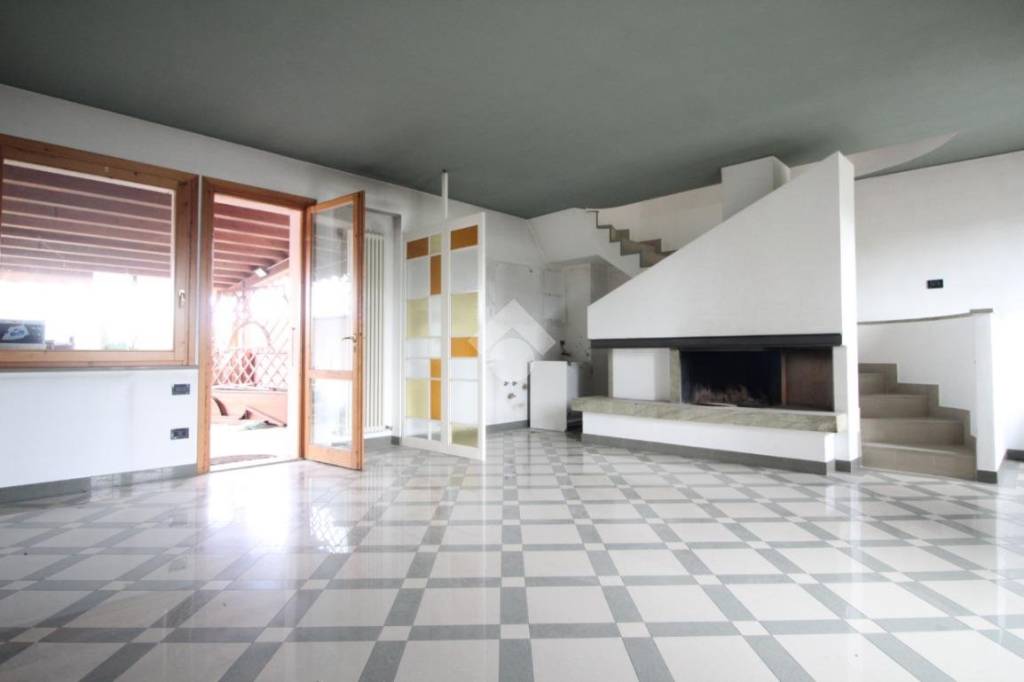 Appartamento in vendita a Cesena via Cervese, 777