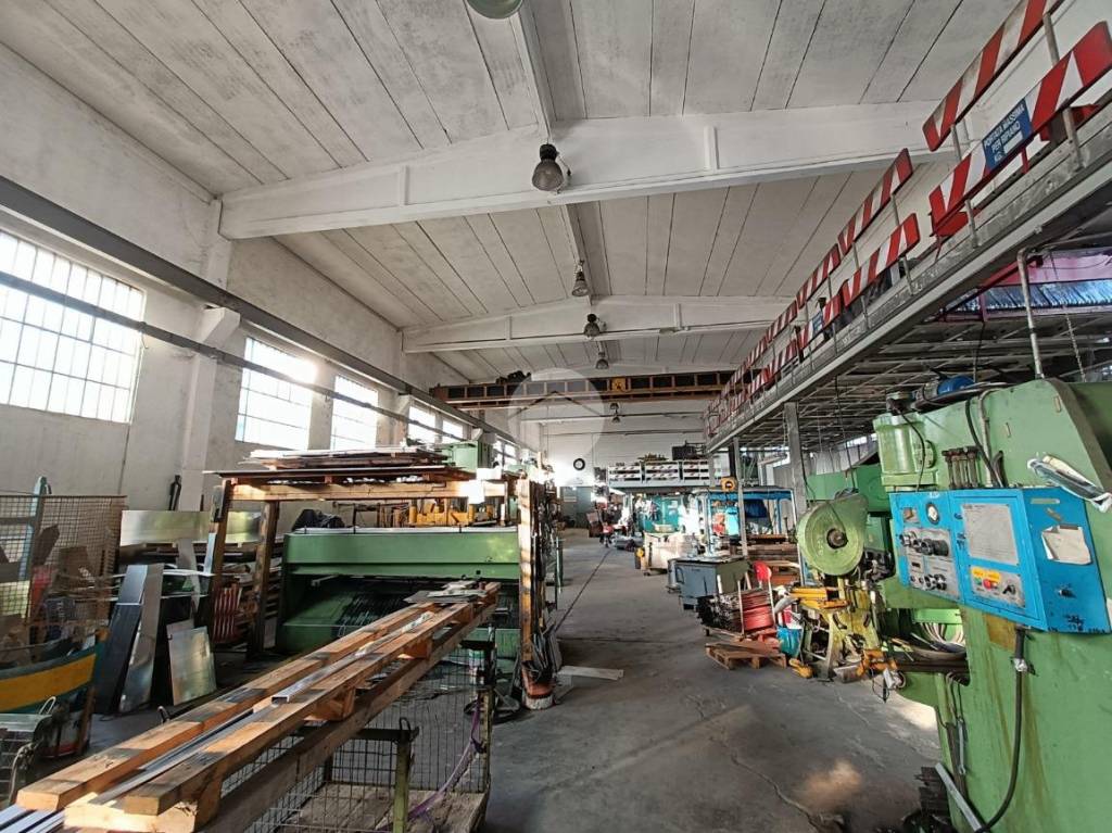 Capannone Industriale in vendita a Mappano capannone Strada Fantasia, 34