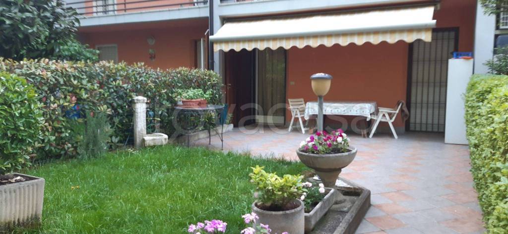 Villa a Schiera in in vendita da privato a Reggio nell'Emilia via Enrico Oddone, 60