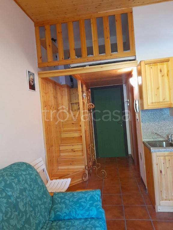 Appartamento in vendita a Montecreto via Trogolino, 25