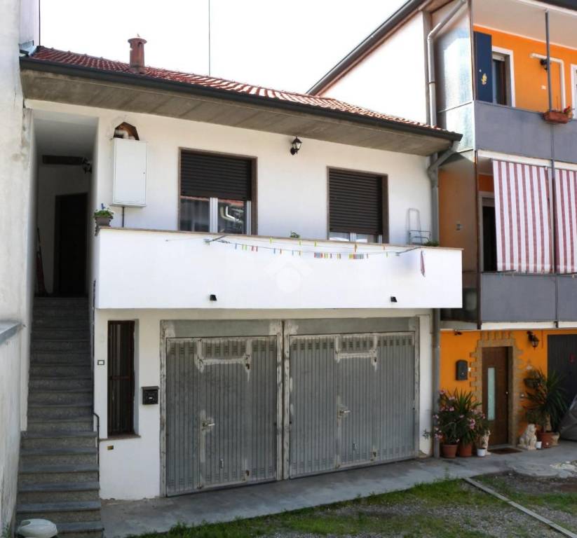 Appartamento in vendita a Origgio via Cardinal Ferrari, 2