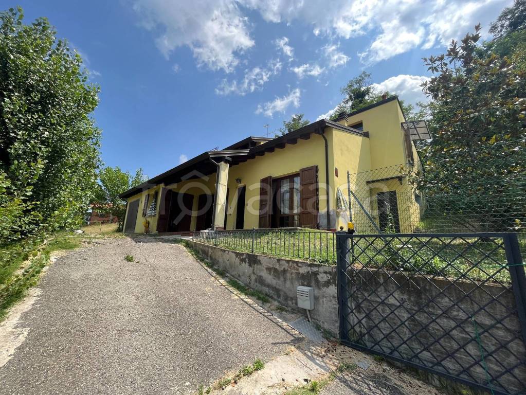Villa in vendita a Valsamoggia via Montegrappa