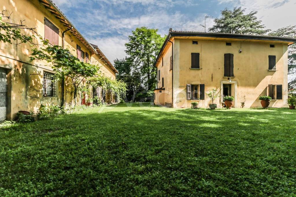 Villa in vendita a Valsamoggia via Moretto Scuole