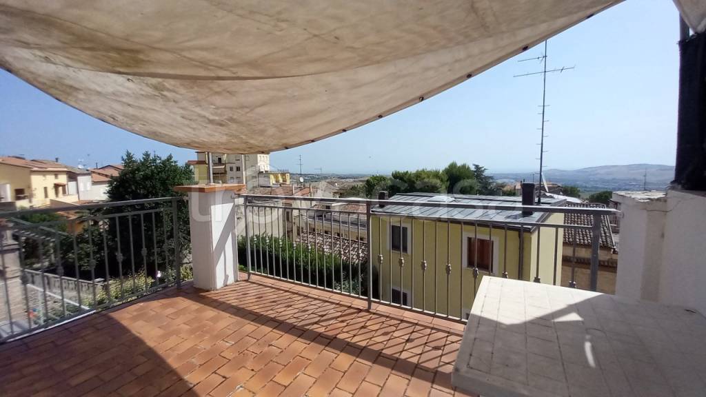 Casa Indipendente in vendita a Monte Urano via San Michele, 13
