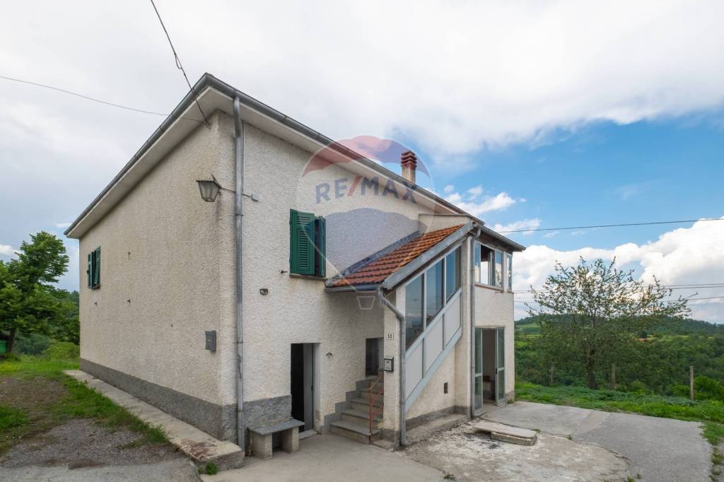 Casa Indipendente in vendita a Piana Crixia località San Massimo, 50