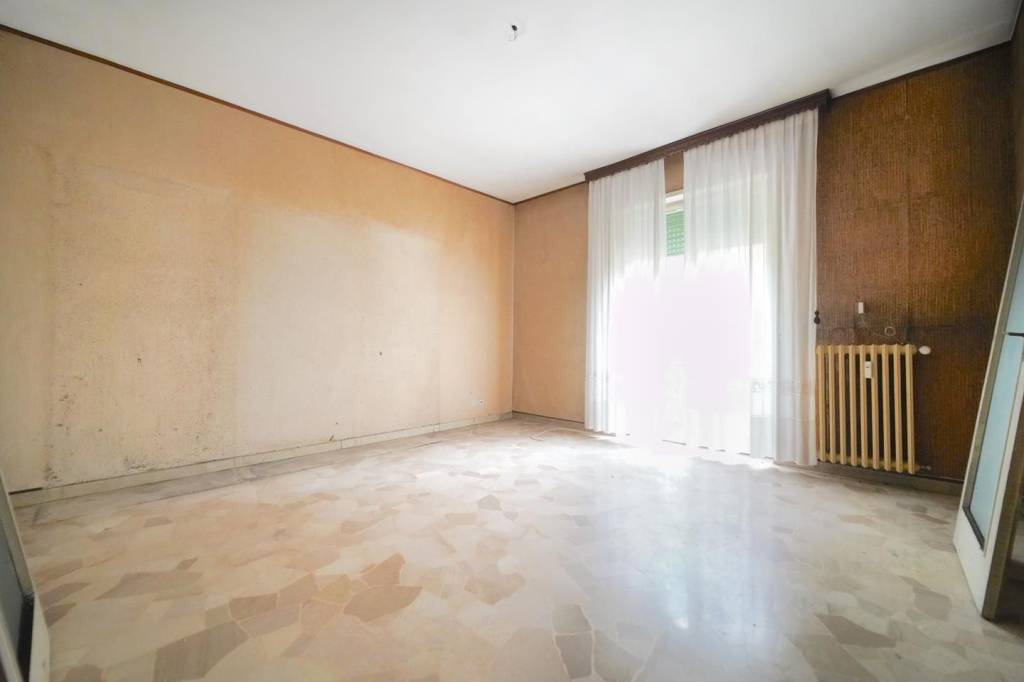 Appartamento in vendita a Milano via Gerolamo Forni,72