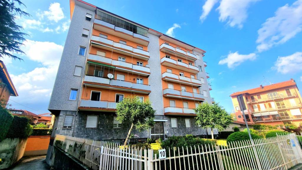 Appartamento in vendita a Biella via Rigola, 10