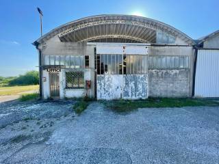 Garage in vendita a premariacco via manzano, 1