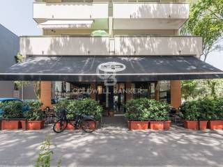 Bar in vendita a riccione viale ceccarini, 188