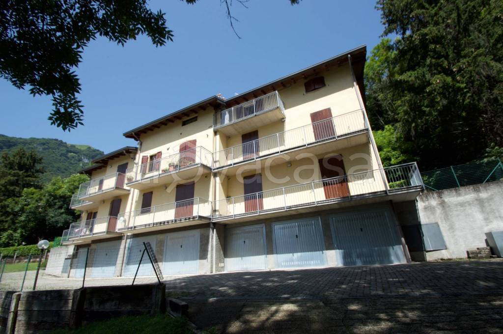 Appartamento in vendita a Barni via Alessandro Volta, 24