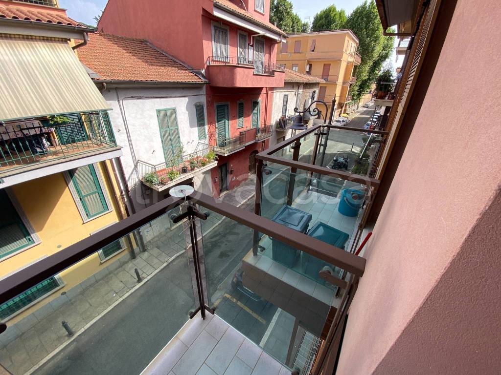 Appartamento in vendita a Grottaferrata via Trento, 40