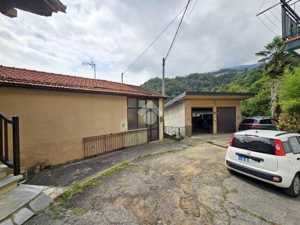 Casa Indipendente in vendita a San Germano Chisone borgata garossini, 15