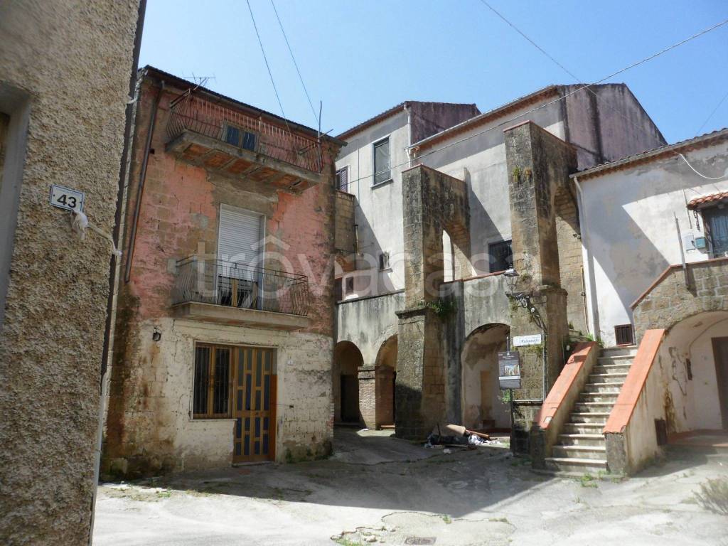 Appartamento in vendita ad Arpaia via Sannitica, 57