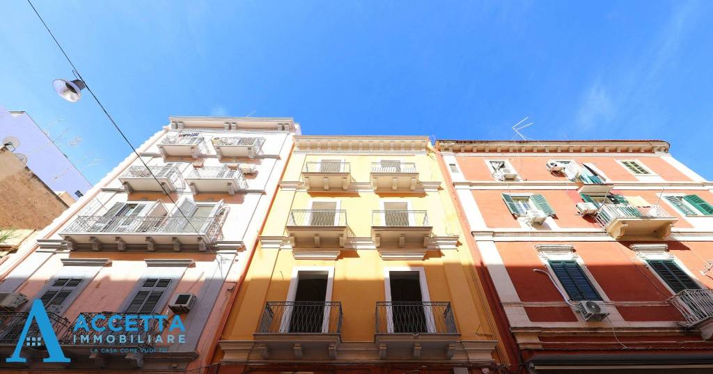Appartamento in vendita a Taranto via Duca di Genova