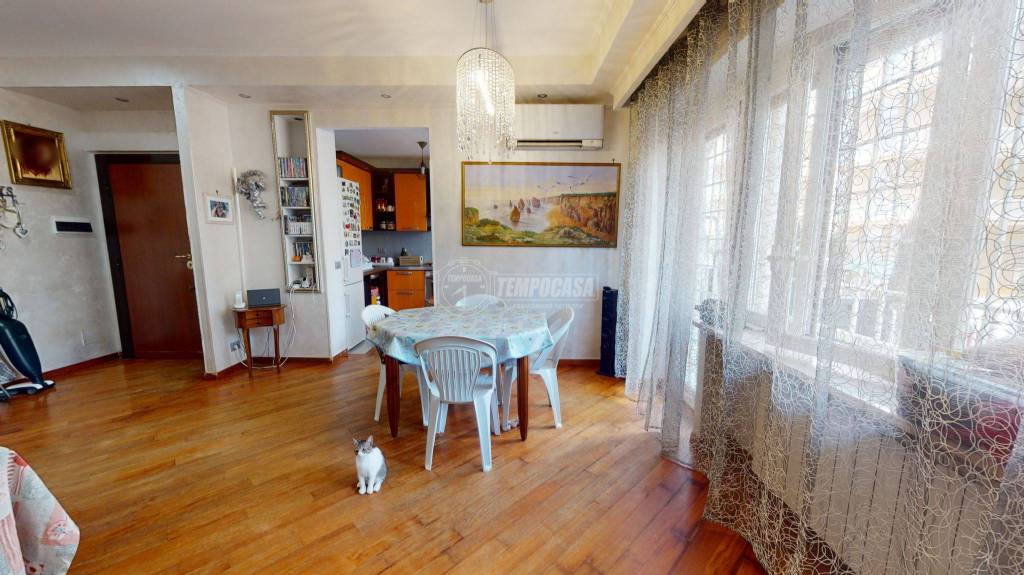 Appartamento in vendita a Roma via Fulvio Maroi