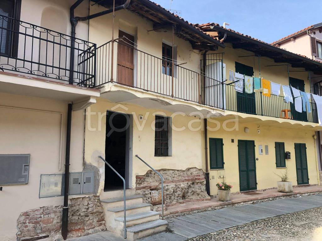 Casa Indipendente in in vendita da privato a Bra via Regina Margherita, 23