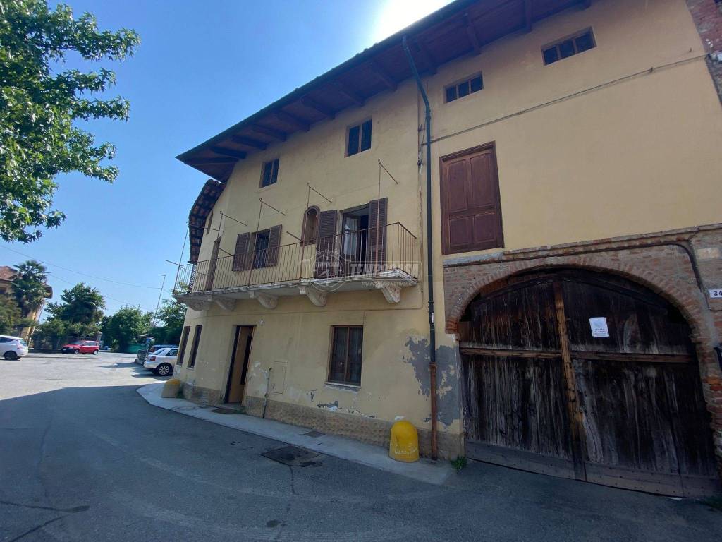 Casa Indipendente in vendita a Salassa via Torino