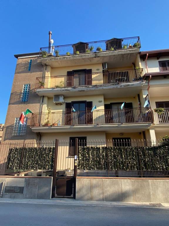 Appartamento in vendita a Parete via Guglielmo Marconi, 112