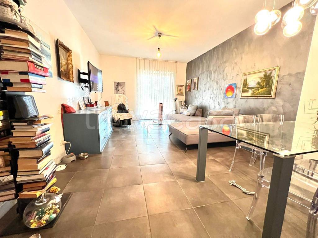 Appartamento in vendita a Nizza Monferrato via Fratelli Rosselli, 32