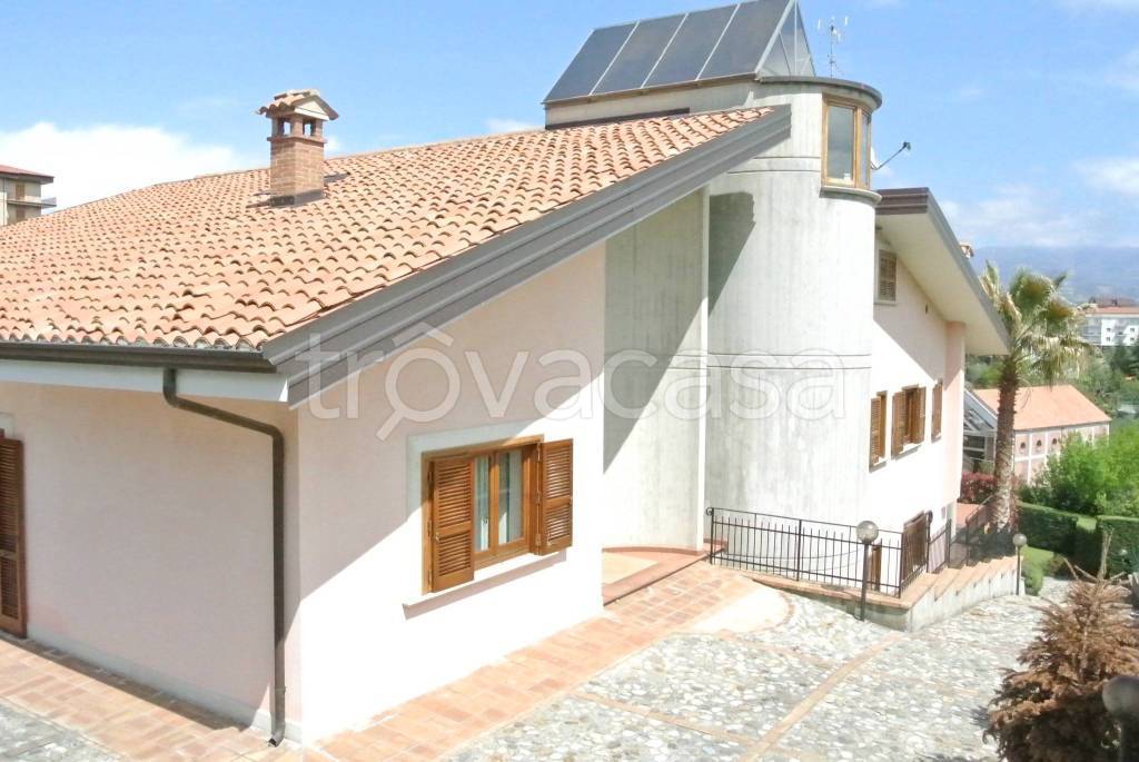 Villa in in vendita da privato a Mendicino via San Zosimo Papa, 1