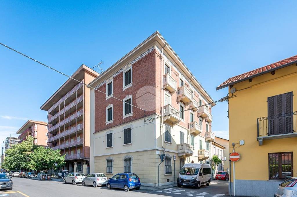 Appartamento in vendita a Collegno via Crispi, 10