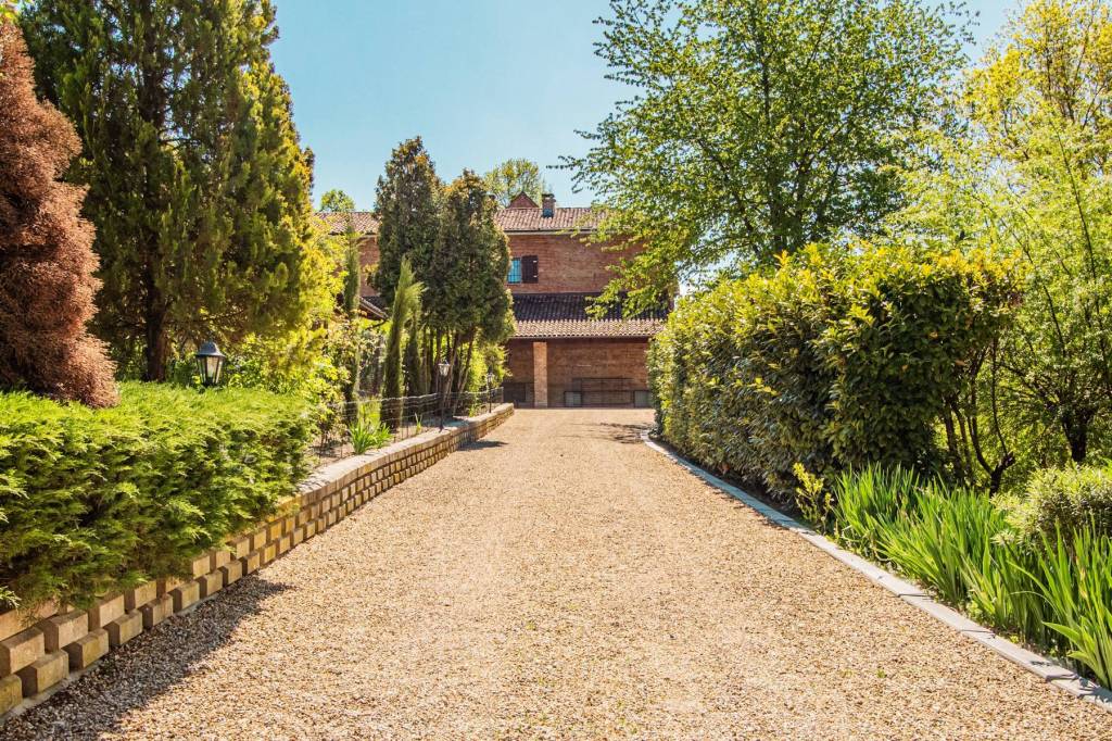 Villa in vendita a Montegrosso d'Asti via Nalbissano