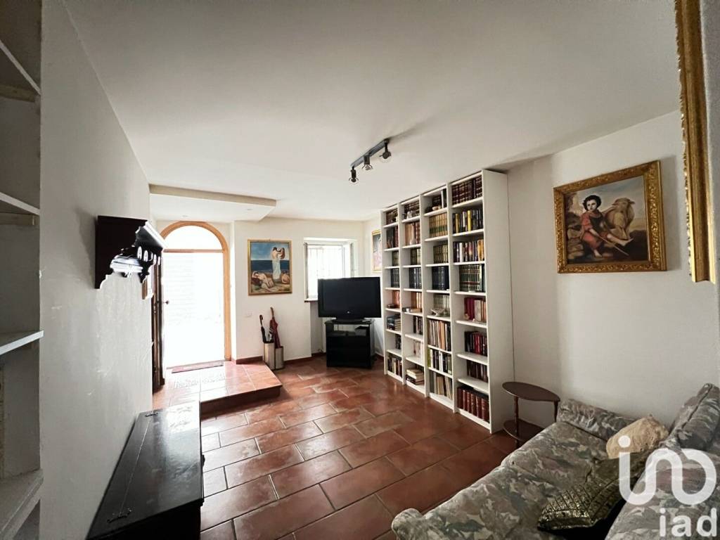 Villa in vendita a Monte San Pietrangeli via roma