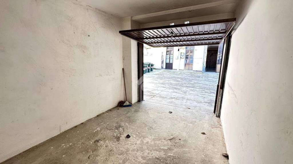 Garage in vendita a Torino via Oropa, 49