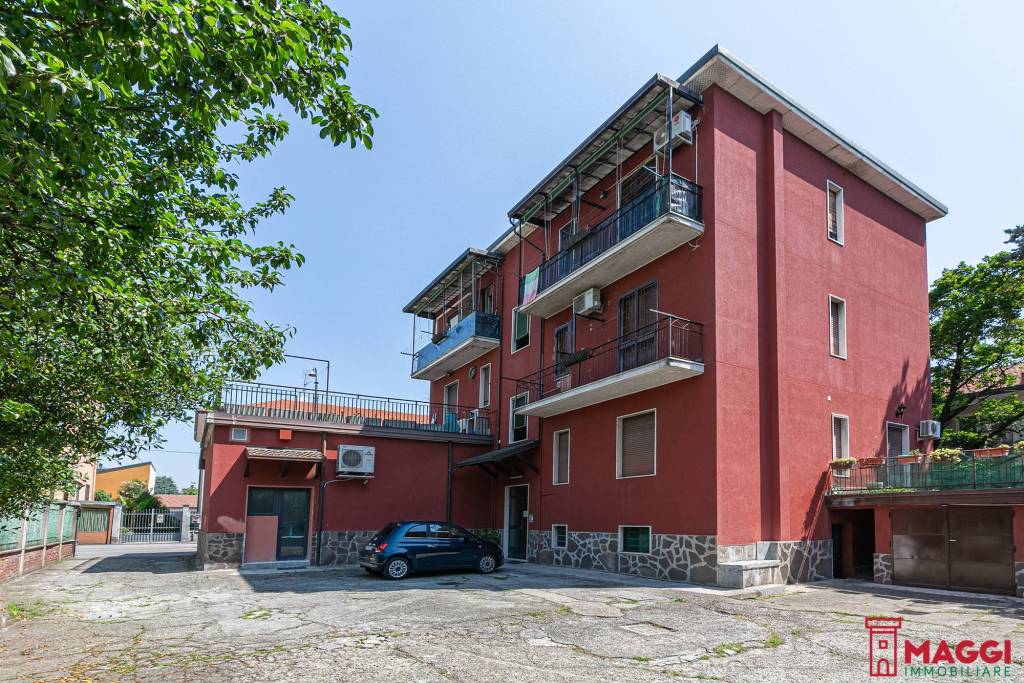 Appartamento in vendita a Segrate via Edmondo De Amicis, 12