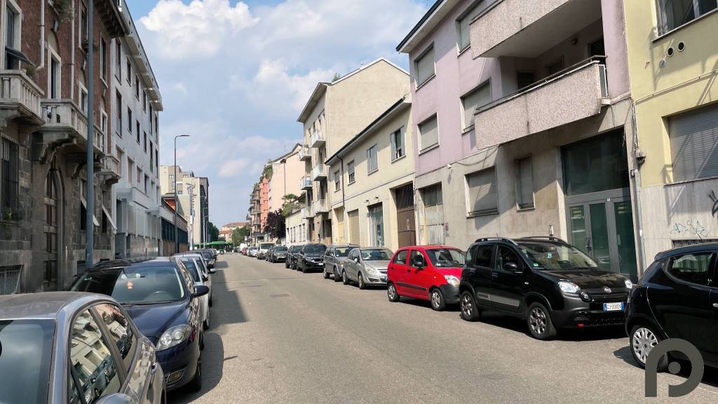Appartamento in vendita a Milano via Pantelleria, 4