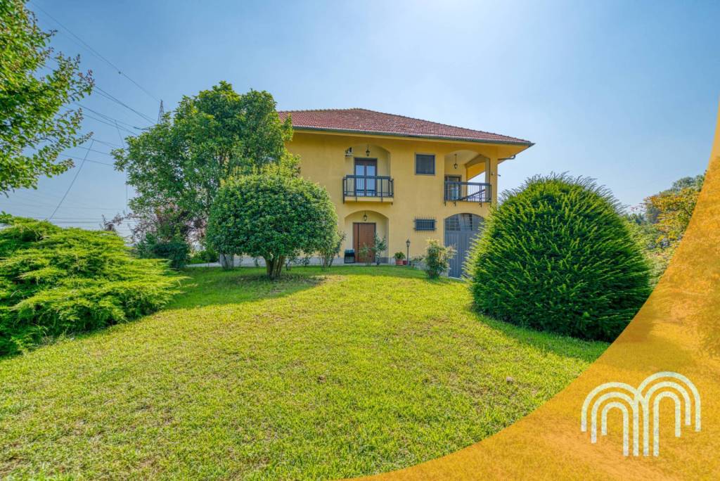 Villa Bifamiliare in vendita a Moncalieri strada Carignano, 101