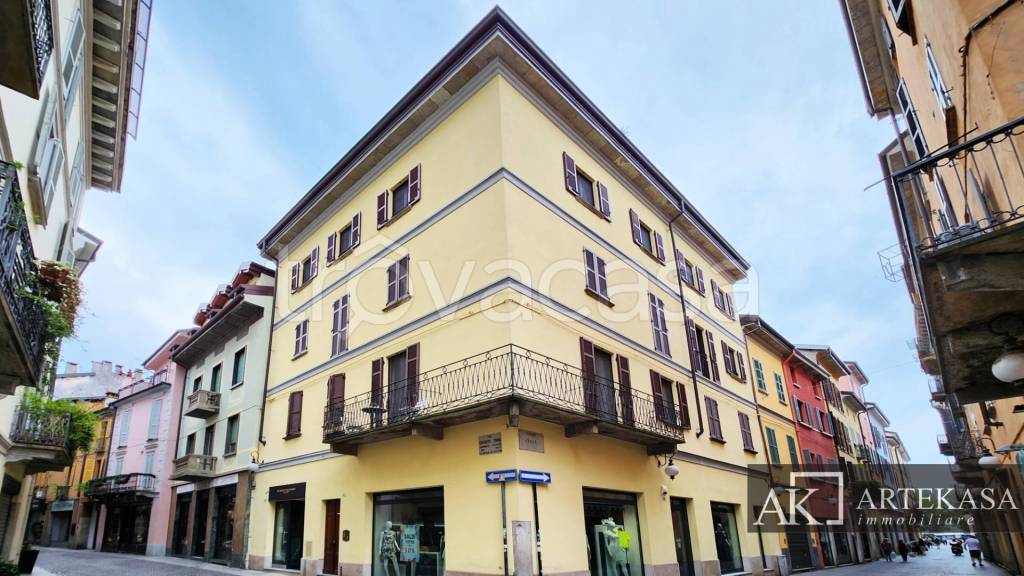 Appartamento in vendita a Novara via Prina, 4