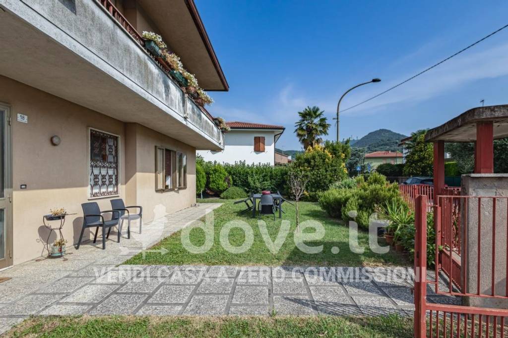 Villa in vendita a Este via Monte Cero, 18