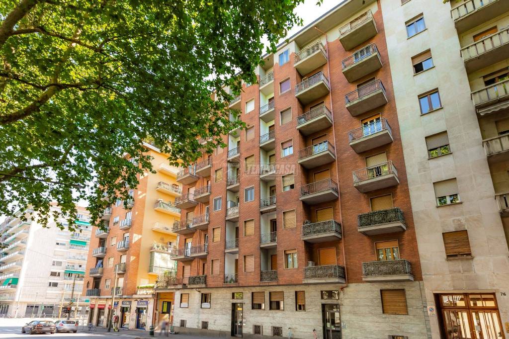 Appartamento in vendita a Torino corso Alessandro Tassoni 80