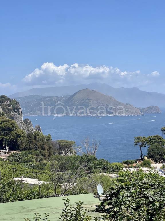 Villa in vendita a Capri via Semaforo