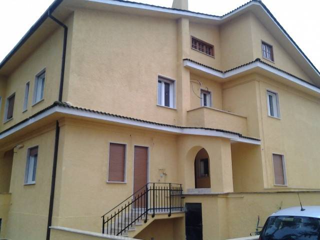 Appartamento in vendita a Guidonia Montecelio via Giuseppe Garibaldi