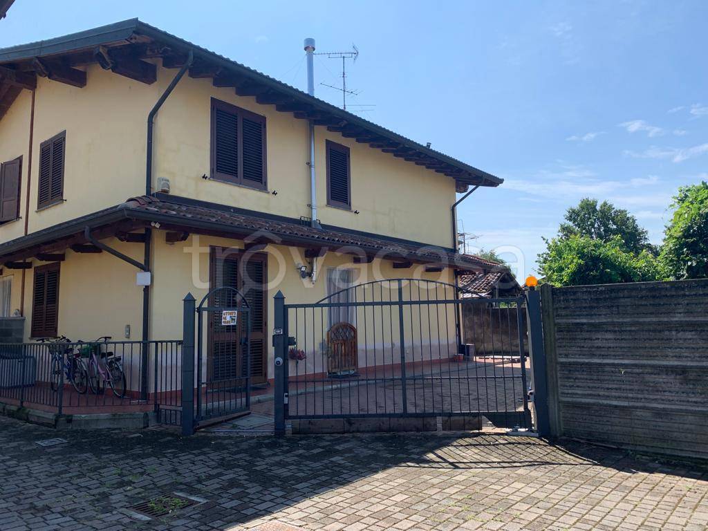 Villa a Schiera in vendita a Vigevano via Vecchia per Cilavegna