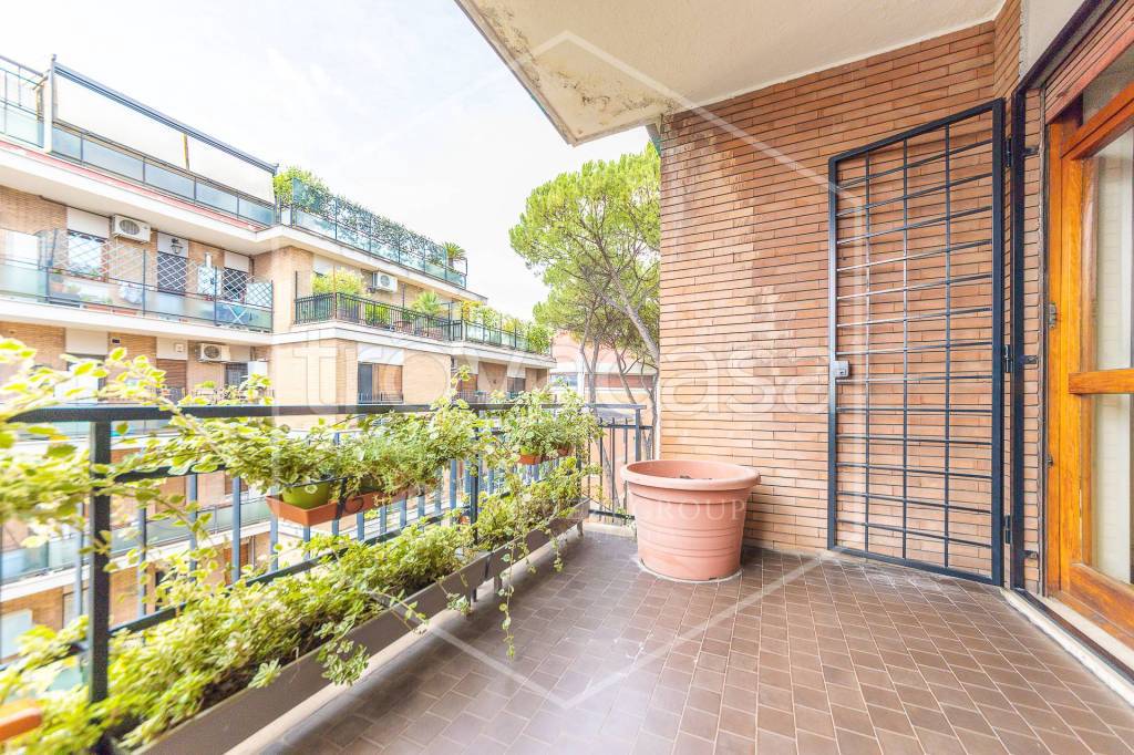 Appartamento in vendita a Roma circonvallazione Nomentana, 180