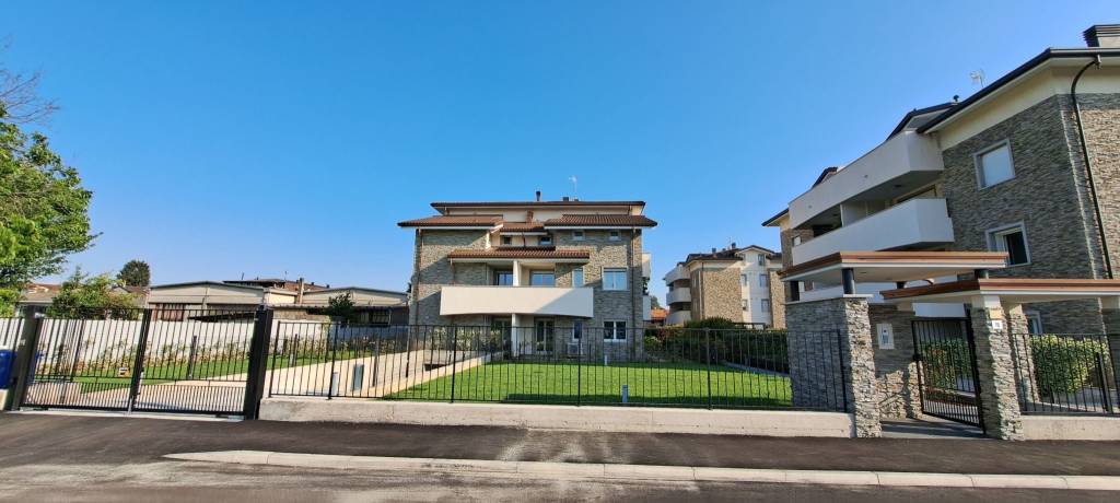 Appartamento in vendita a Cesano Maderno via della Torretta, 3